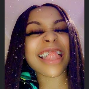 Meet your Posher, Alnisa